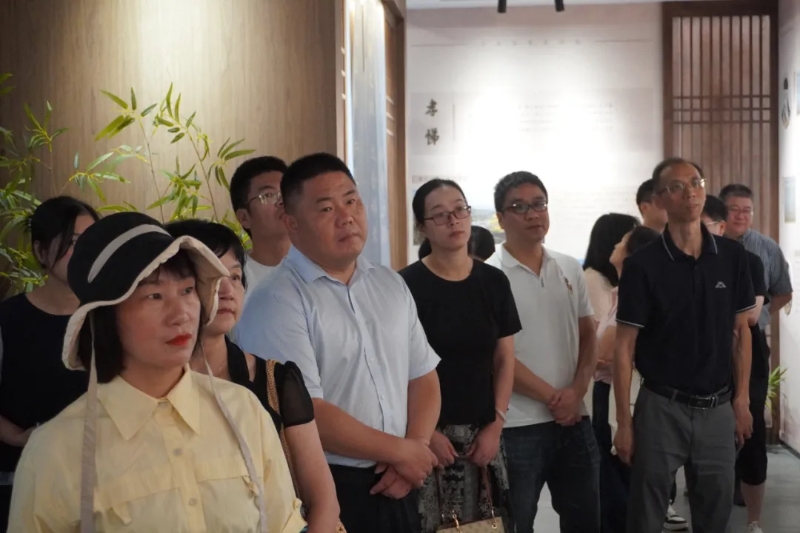 集團(tuán)紀(jì)委開展“弘揚(yáng)優(yōu)良家風(fēng)·涵養(yǎng)清風(fēng)正氣”家庭助廉活動